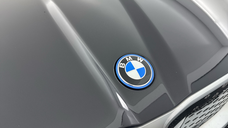 BMW iX2 150kW eDrive20 M Sport 65kWh 5dr Auto Electric Hatchback